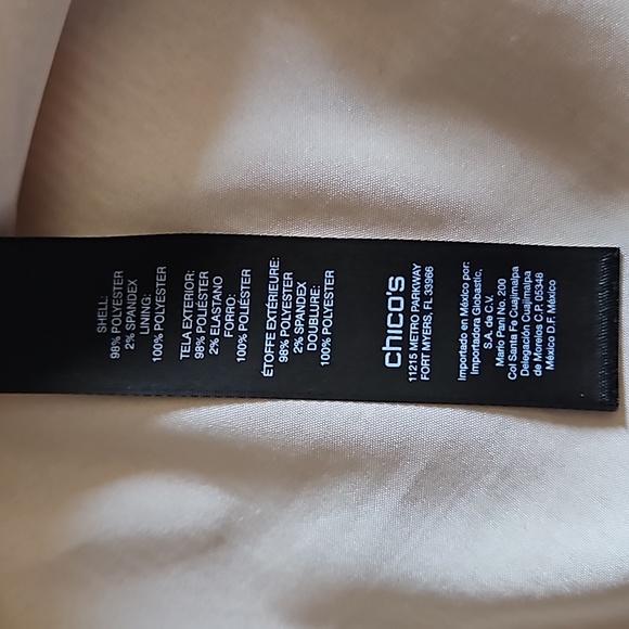 Chico's Faux Fur vest - Picture 5 of 5